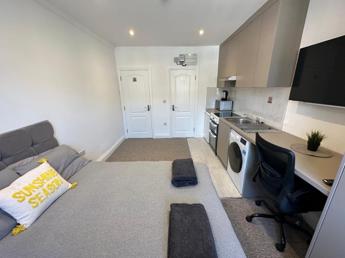 Bright Modern, 1 Bed Flat, 15 Mins Away From Central London Hendon Exterior photo